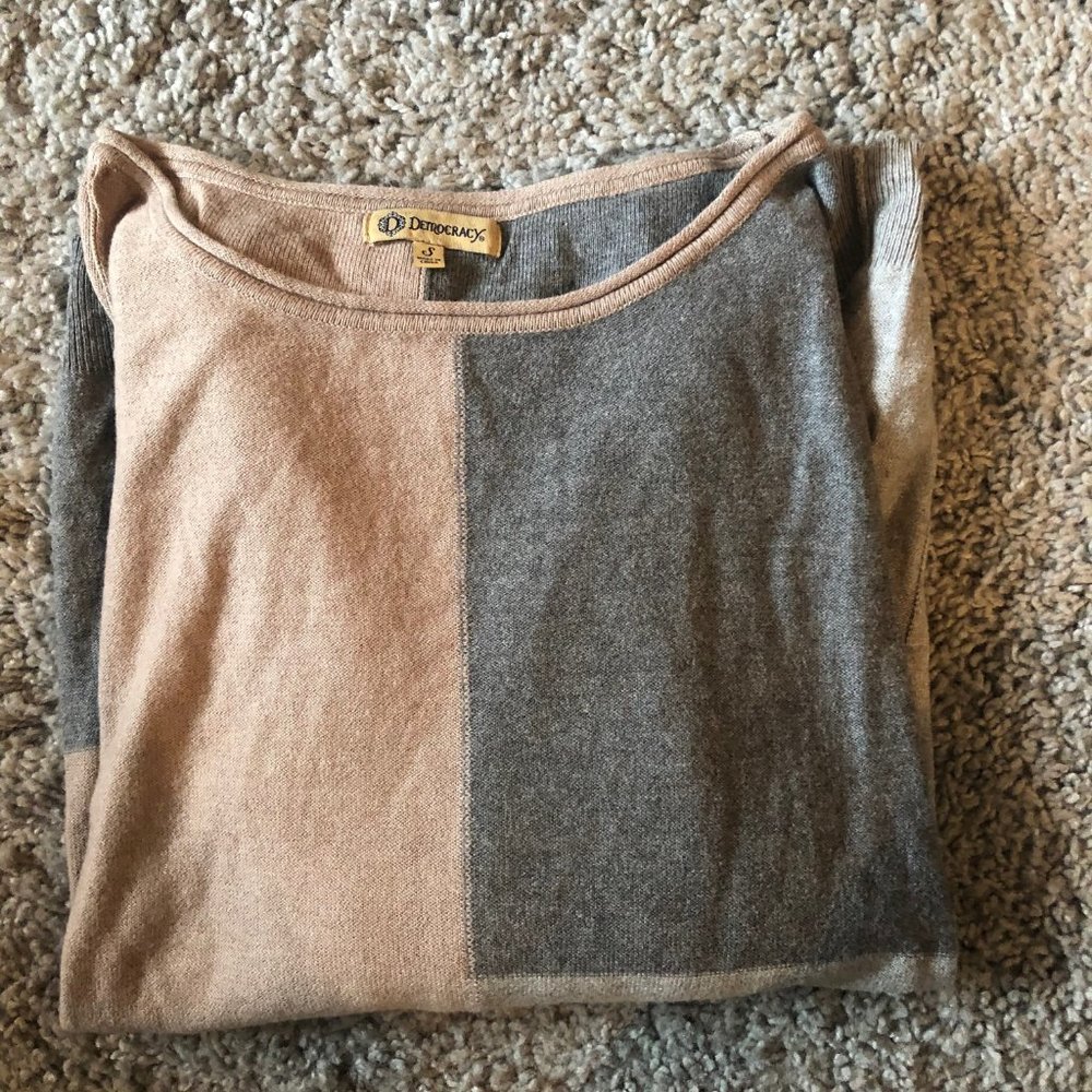 Neutral Color Block Sweater - Picture 2 of 3